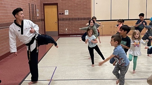 prospect elementary students learn martial arts
