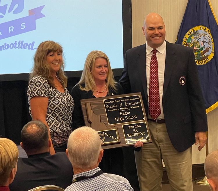 eagle high school principal receives award